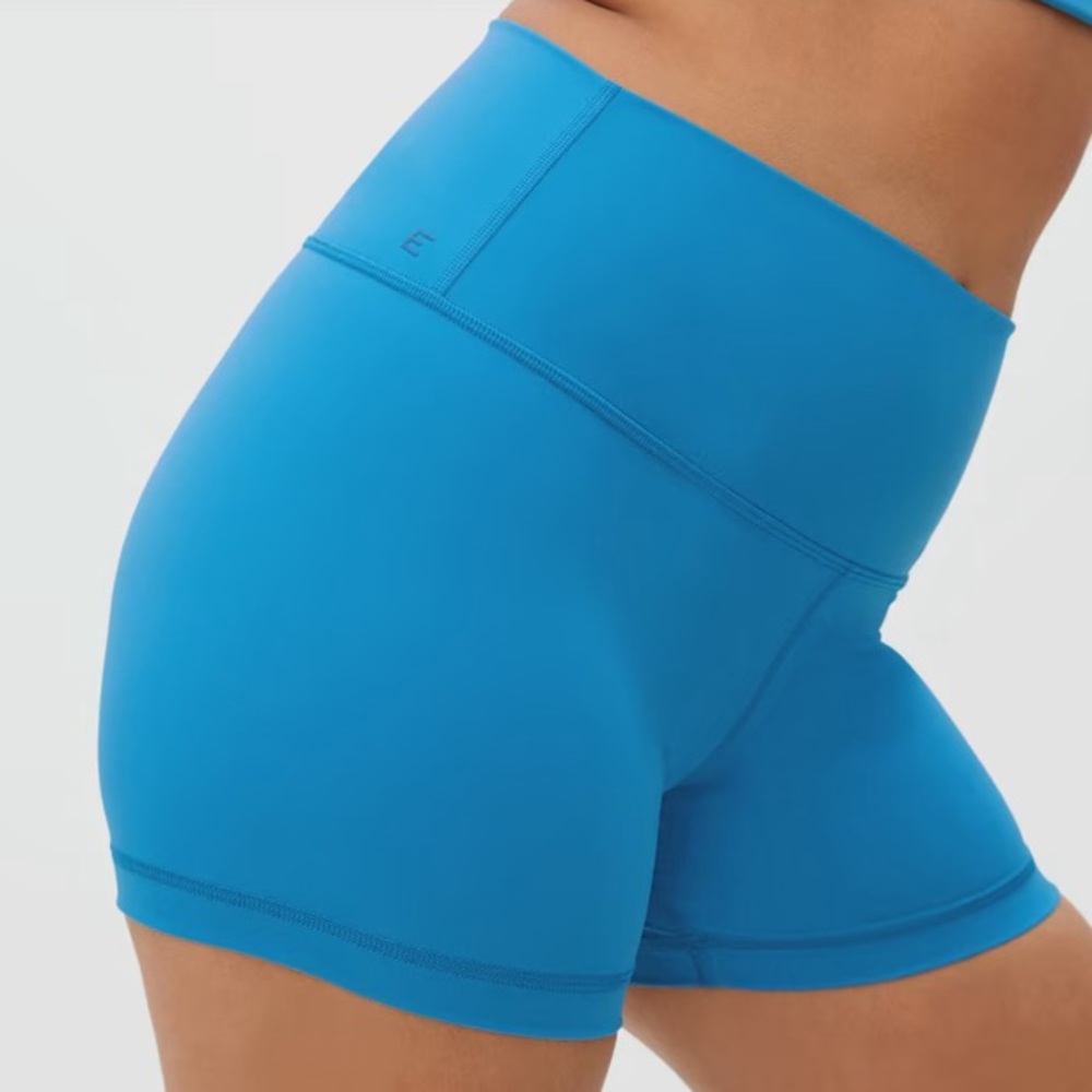 Everlane The Perform Bike Shorts